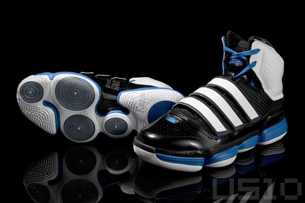 adidas_ts_supernatural_commander_dwight_howard_pe_preview1_600x400.jpg