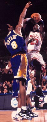Michael Jordan vs Kobe Bryant